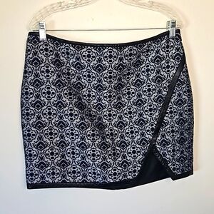 Express Blue White Black Knot Mini Skirt Size 12